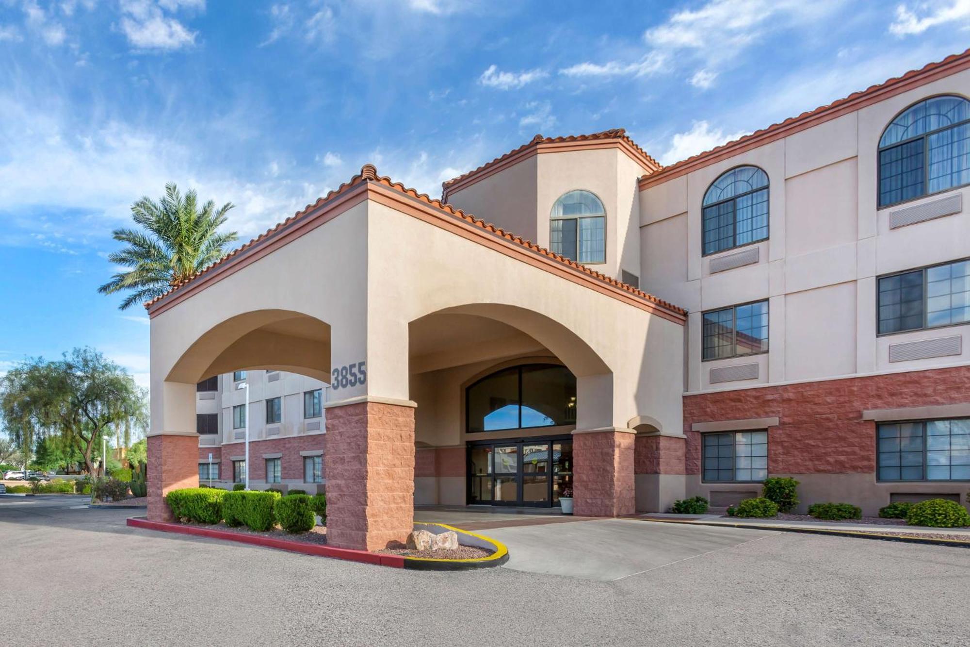 Hilton Vacation Club Varsity Club Tucson Hotel Exterior photo